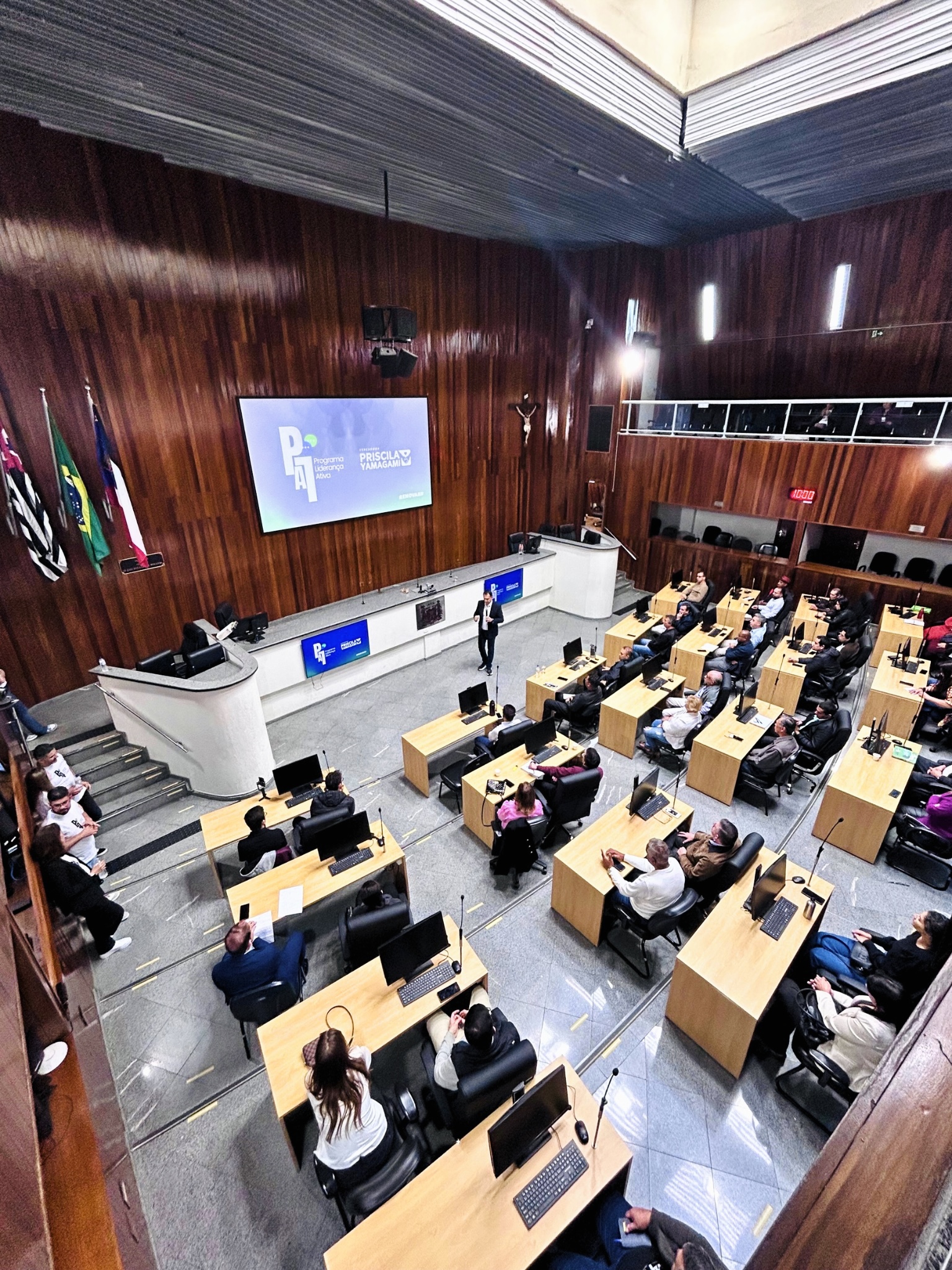 Sessão do PLA no plenário da Câmara Municipal de Mogi das Cruzes